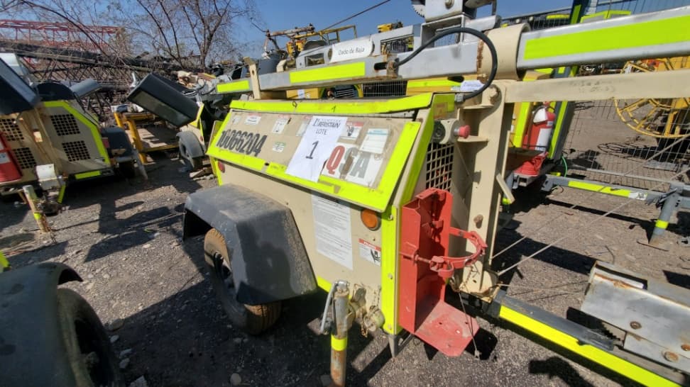 35 Equipos Generadores y Torres de Iluminación